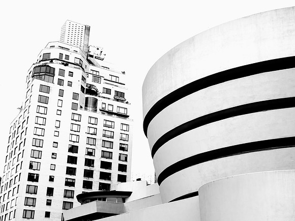 Black and White image of the Guggenheim Museum