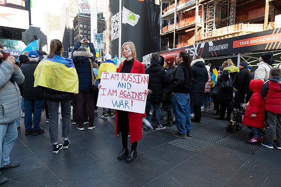 Woman supporting Ukraine at a rally